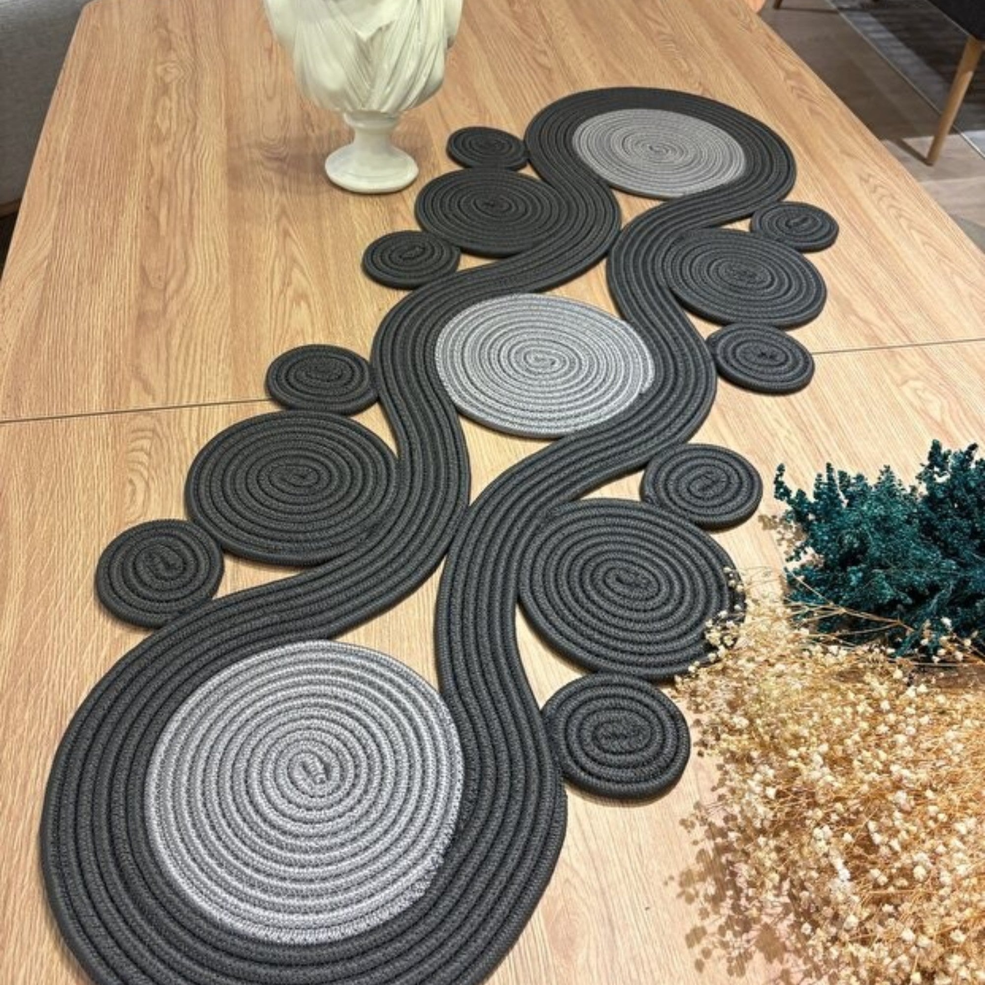 Tischläufer in Jute-Optik, Handgemacht