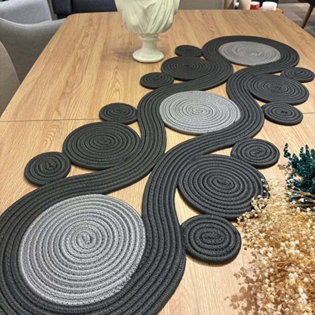 Tischläufer in Jute-Optik, Handgemacht