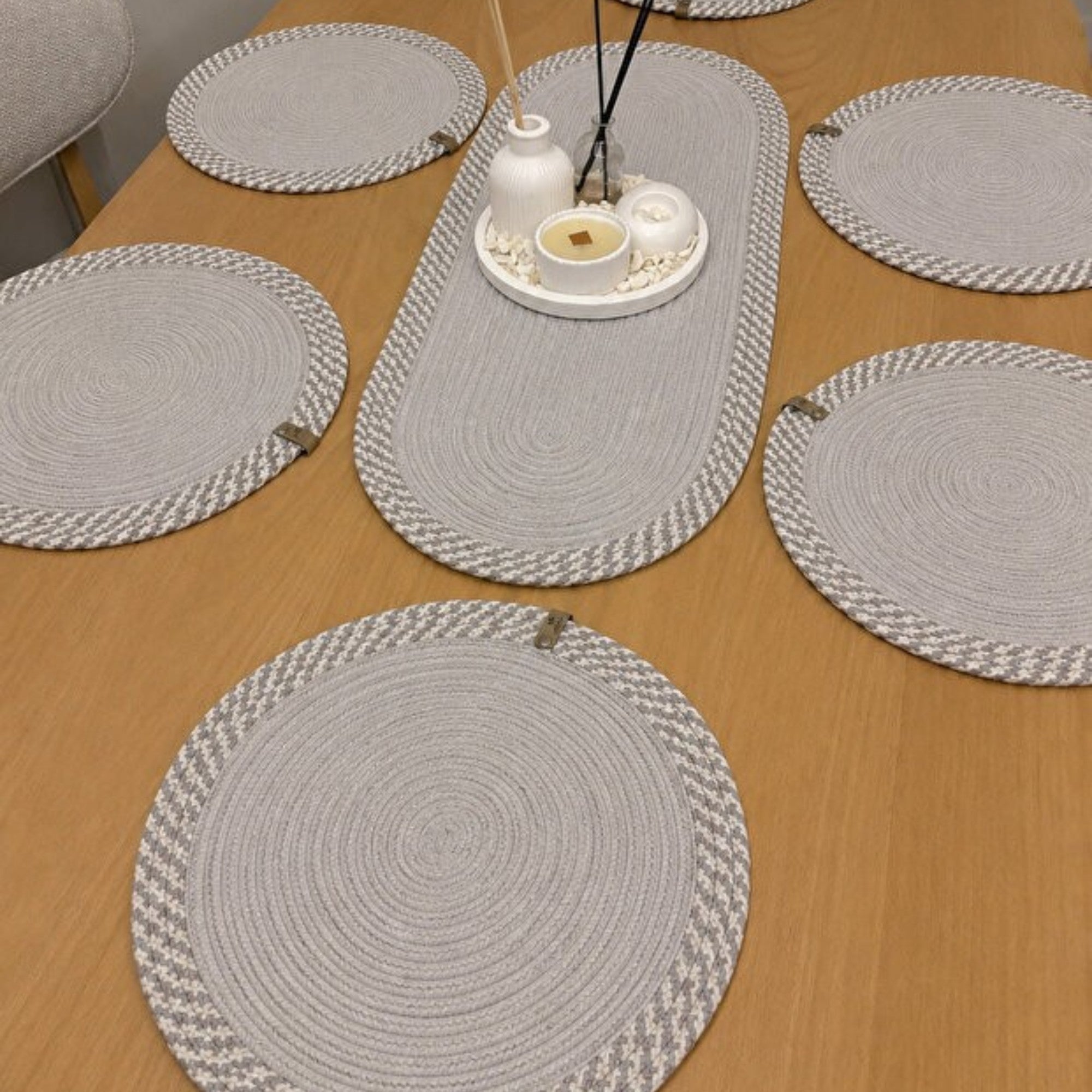 Herakles – 6-teiliges Jute Tischset mit Tischläufer