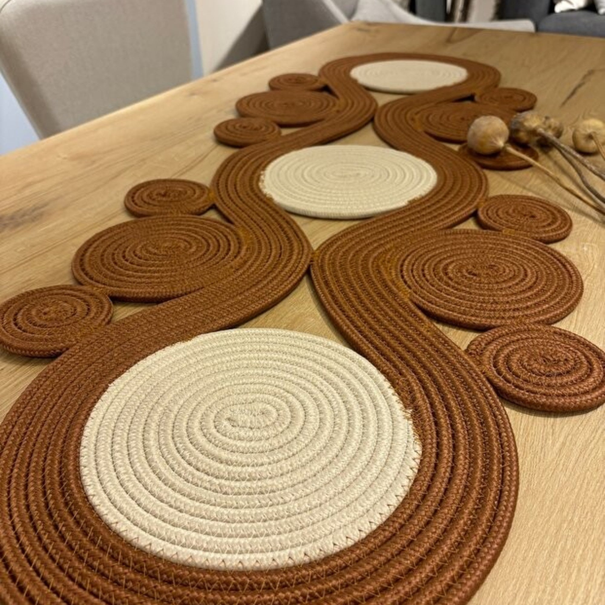 Tischläufer in Jute-Optik, Handgemacht