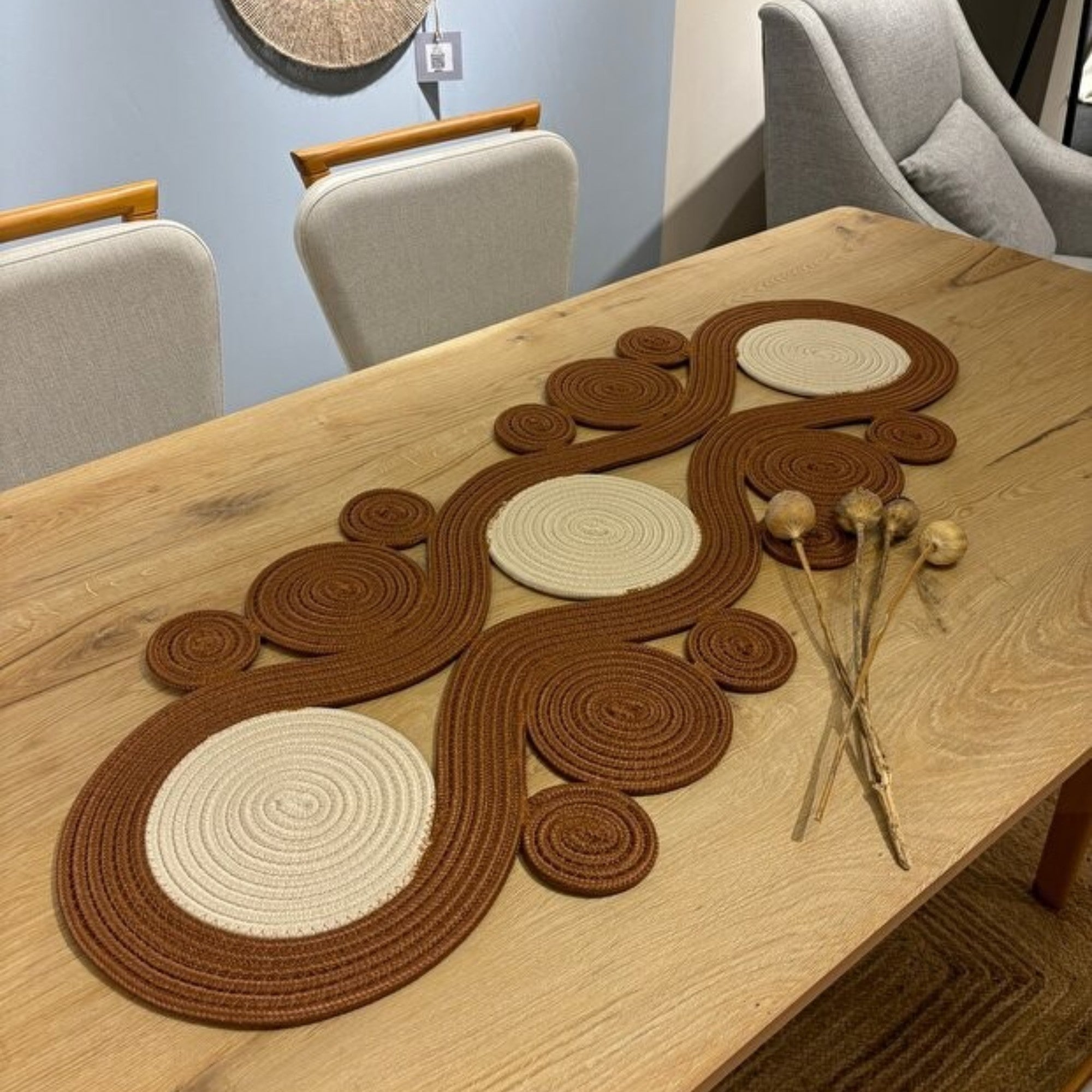 Tischläufer in Jute-Optik, Handgemacht