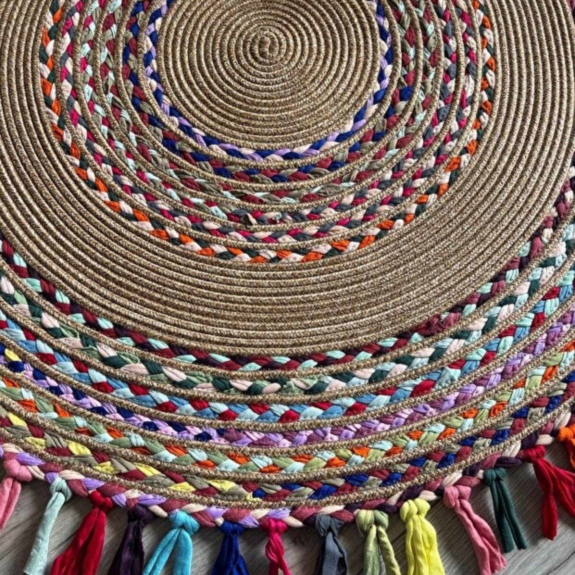 Mavaux Sölen Runder Jute-Teppich, Bunt geflochtener Naturfaser-Kelim für Wohnzimmer